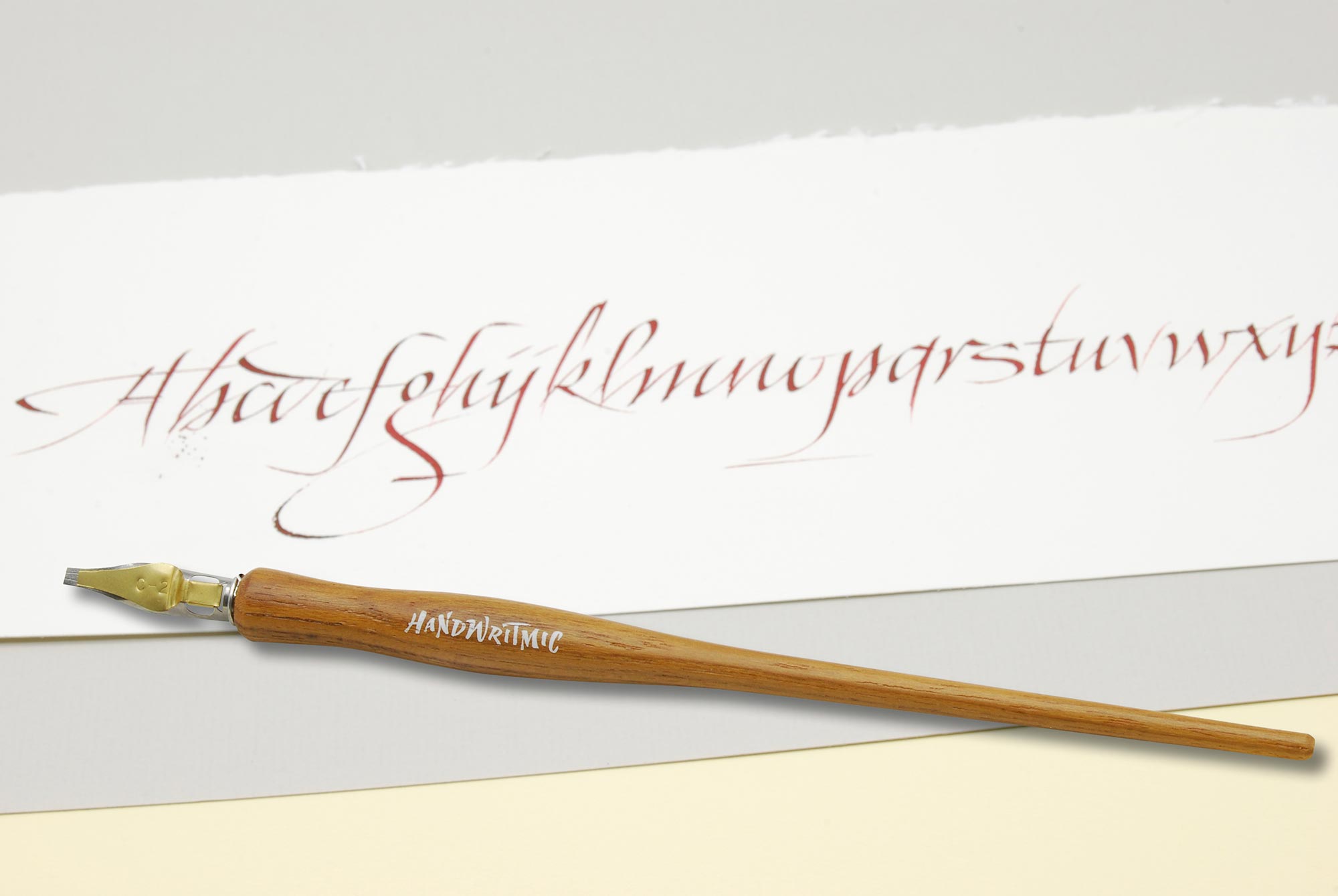Teak-wood-Handwritmic-penholder Teak-wood-Handwritmic-penholder